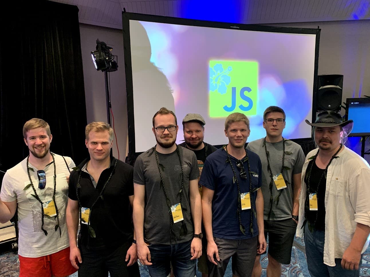 1292_969_blog_Aloha from JSConf Hawai_Vincit