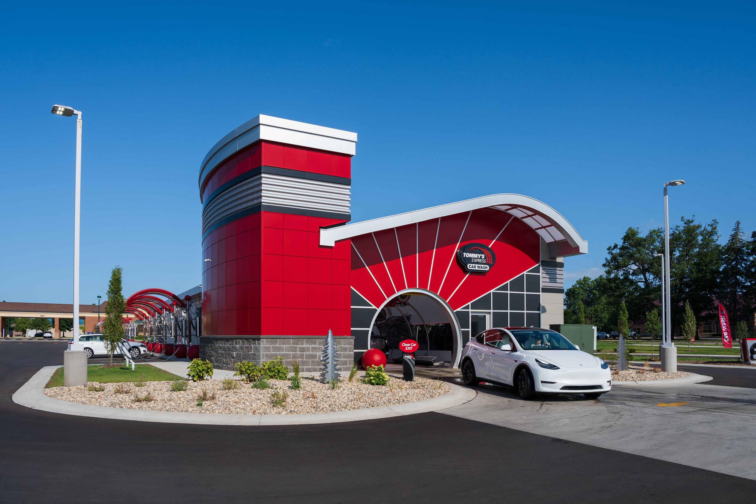 Tommy's Express car wash